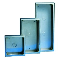 3159-3 BOITIER SAILLIE INTERCOM Opbouwbeh. 3 Vc