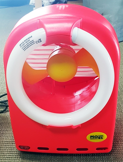 368G-R TUE-MOUCHES - VENTILATEUR INSECTIVORO 32W couleur ROUGE MOEL          