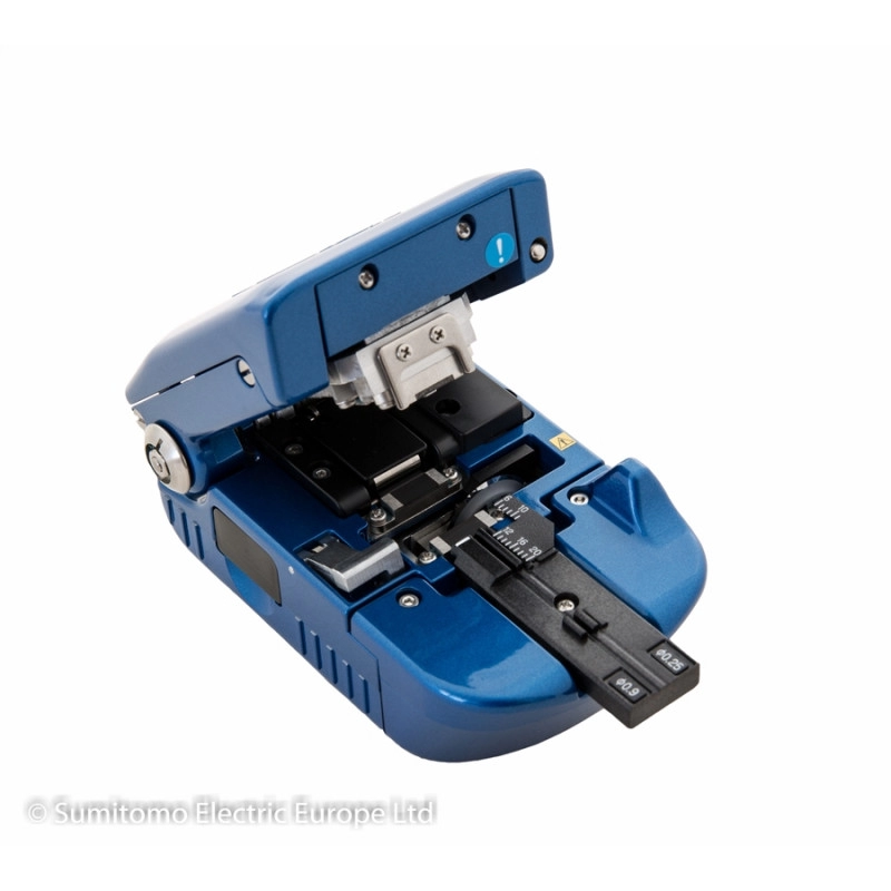 FC7RF <div itemprop="description"> CLIVEUSE FC-7R-F 60000 COUPES ERGONOMIQUE AUTO ENTRETIEN</div>