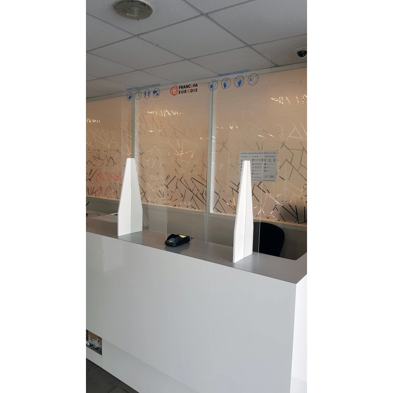 HPRP1593 <div itemprop="description"> PROTECTION PLEXI PERSONALISEE COMPTOIRS ET BUREAUX 1000x800</div>