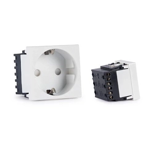 WP-44S Prise Shuko module 45 x 45